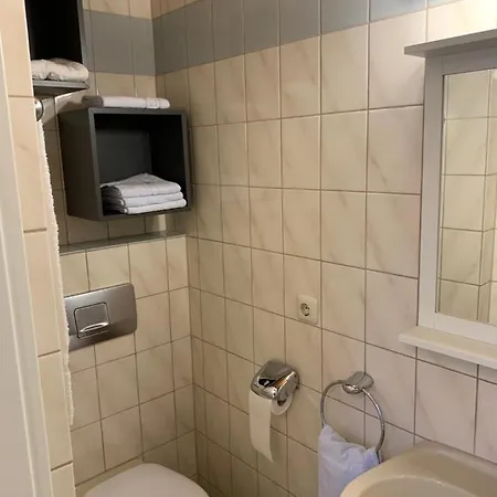 Kirchstrasse 71 イン