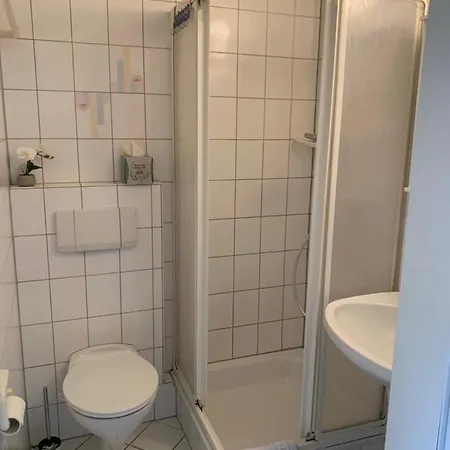 Kirchstrasse 71 イン *