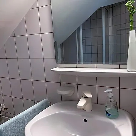 Kirchstrasse 71