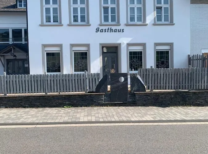 Kirchstrasse 71 אורחן *