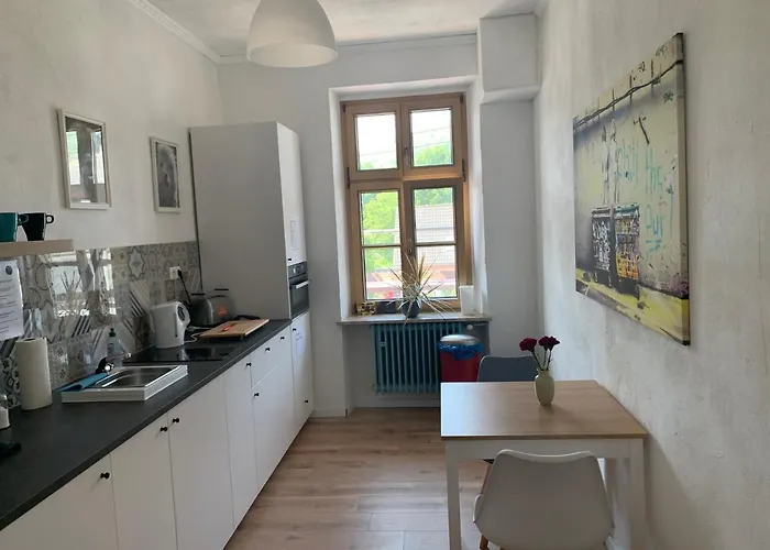 Kirchstrasse 71 אורחן *