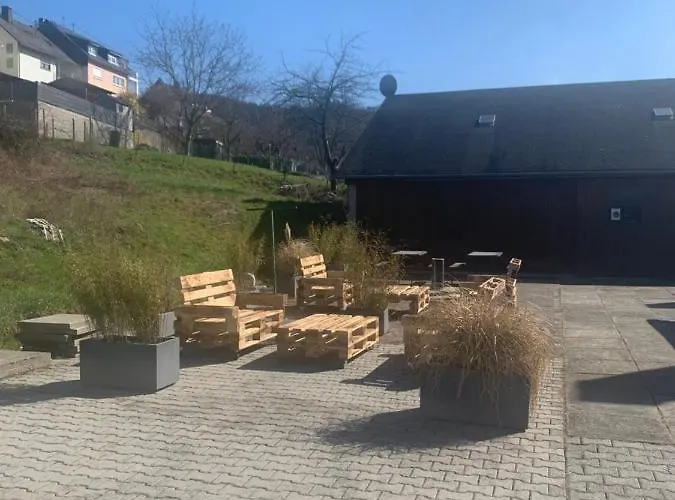 Kirchstrasse 71 * Fell